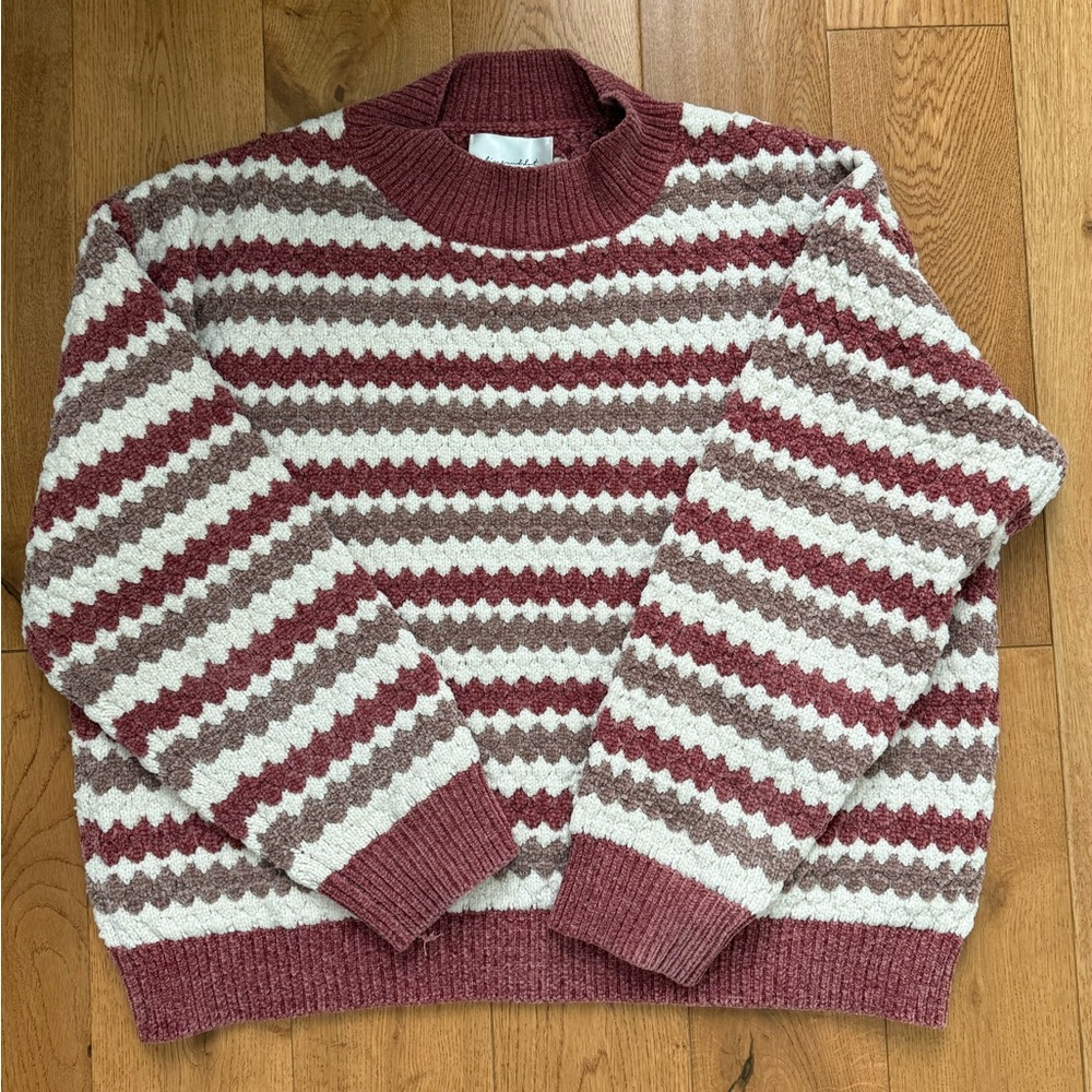 Line & Dot striped sweater- small